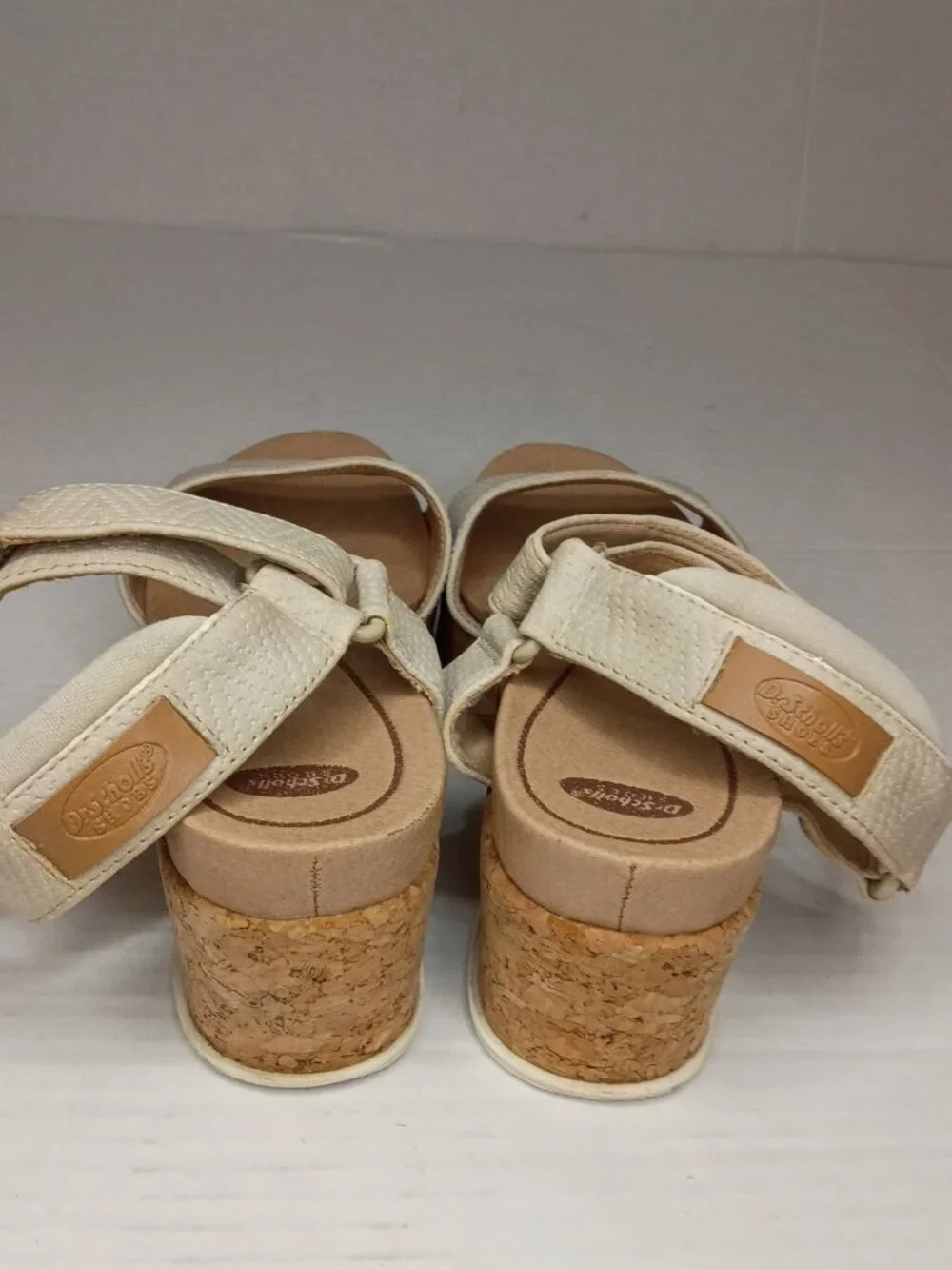 Dr. Scholl’s Beaming Beige Cork Wedge Sandals Women’s Size 6M